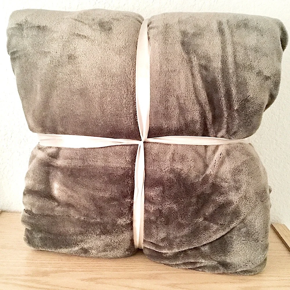 Faux Sherpa Velour Throw Blanket